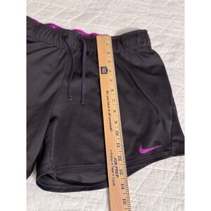 Nike‎ Shorts Women's size medium, athletic wear